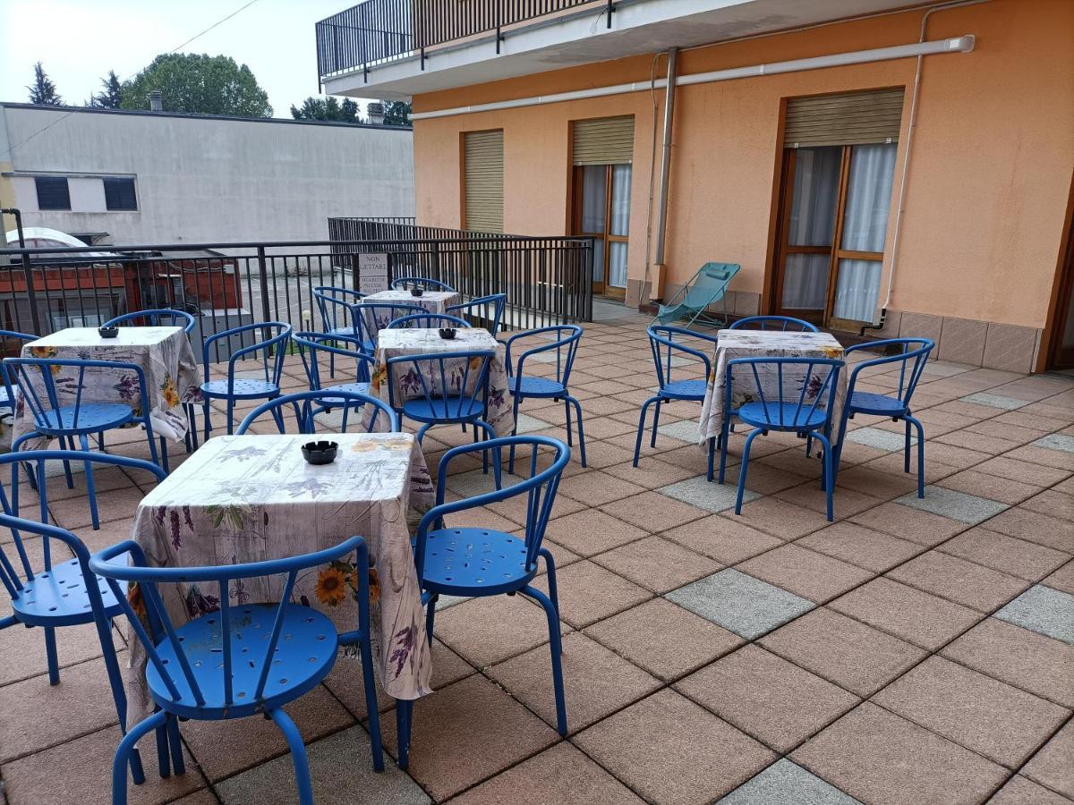 Albergo Roma Gattico Buitenkant foto