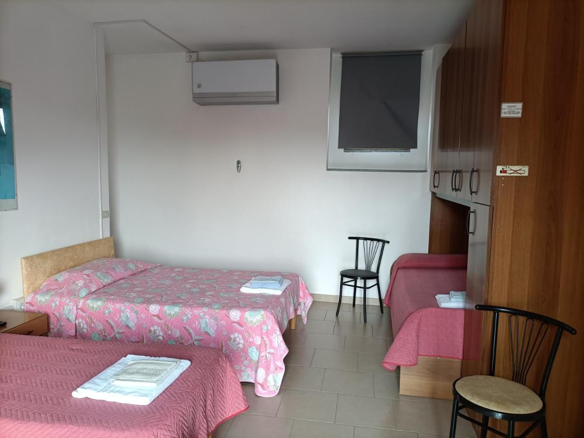 Albergo Roma Gattico Buitenkant foto