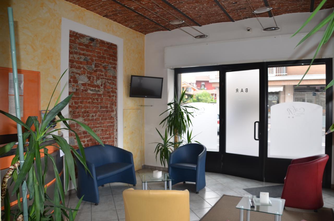 Albergo Roma Gattico Buitenkant foto