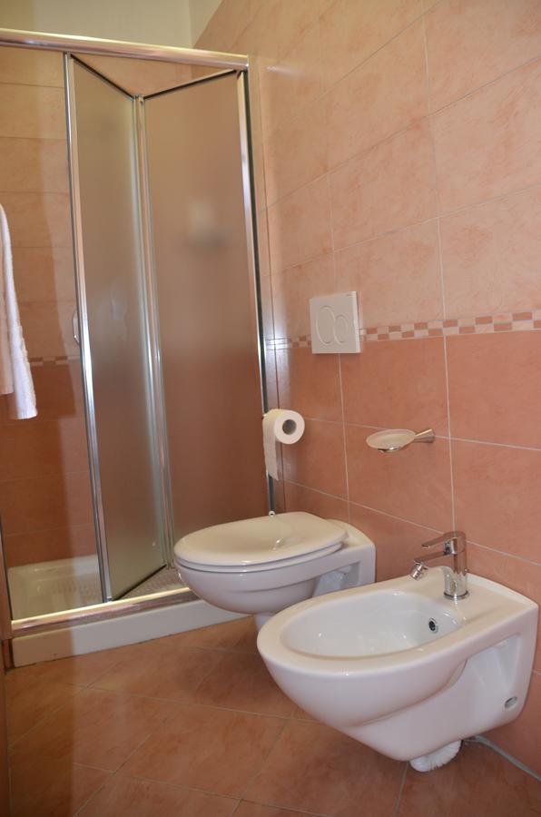 Albergo Roma Gattico Buitenkant foto