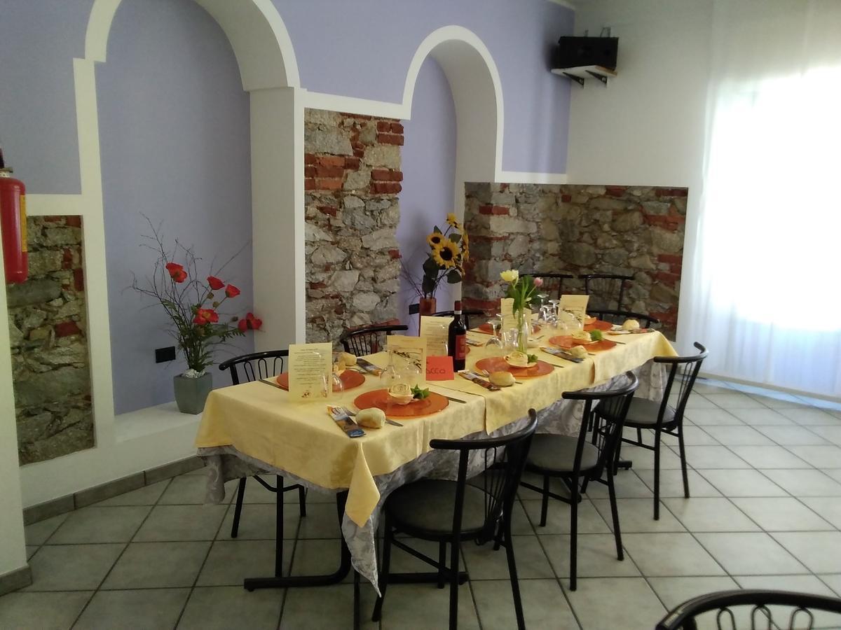 Albergo Roma Gattico Buitenkant foto